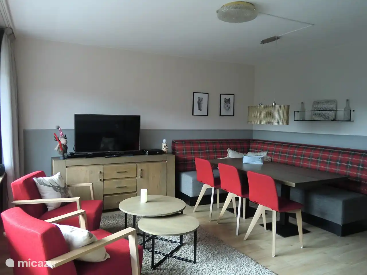 Salon avec coin repas