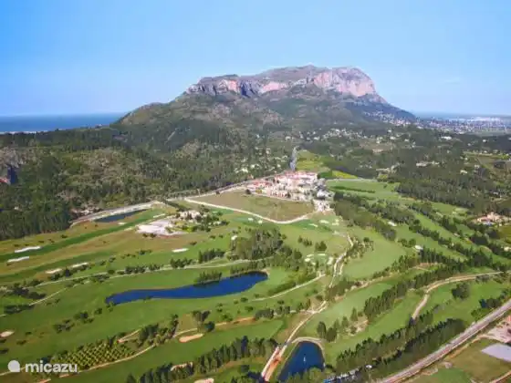 La Sella Golf Resort 3 km van Casa Joel, nabij Denia.