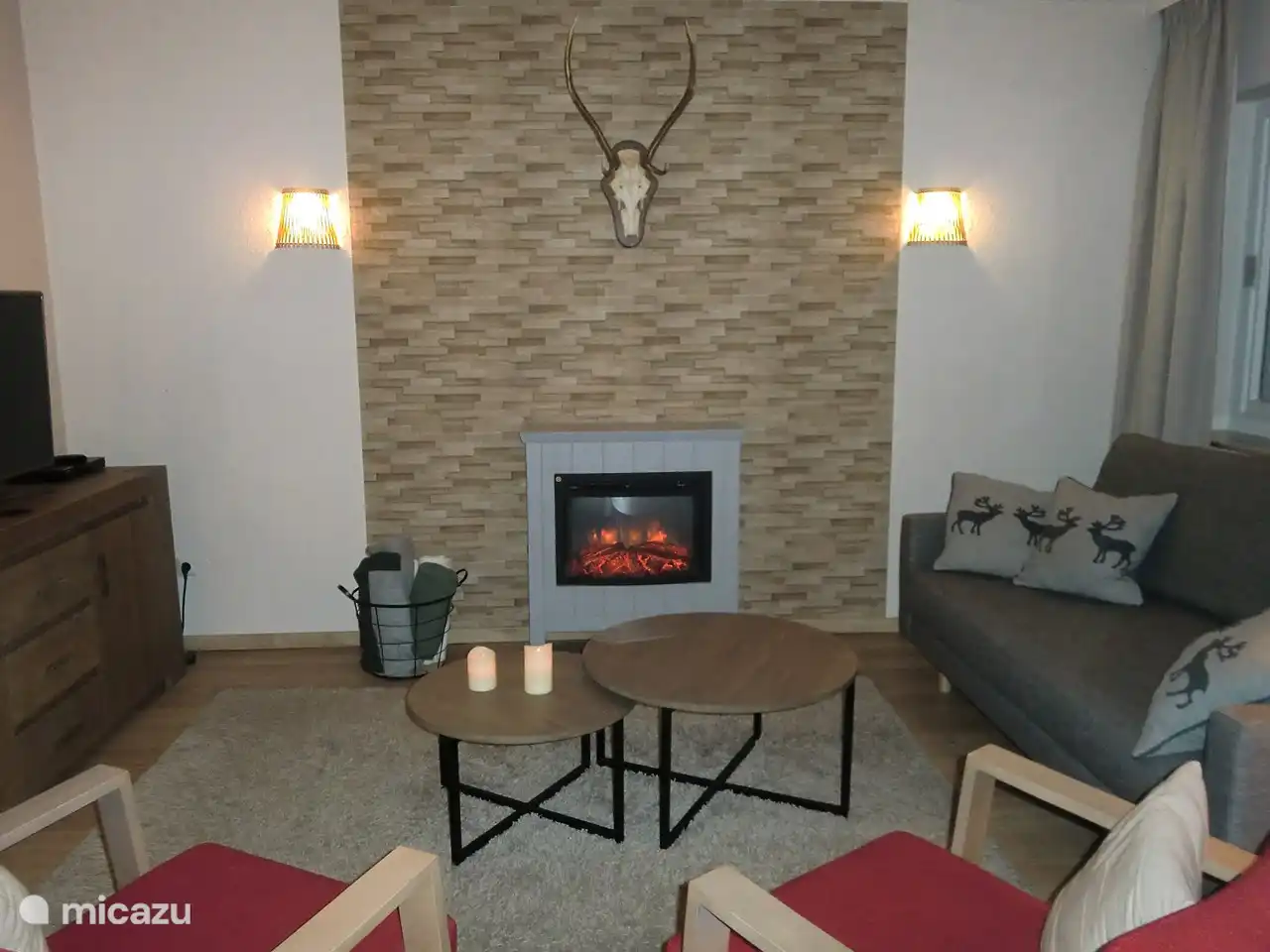 Sitting area living room