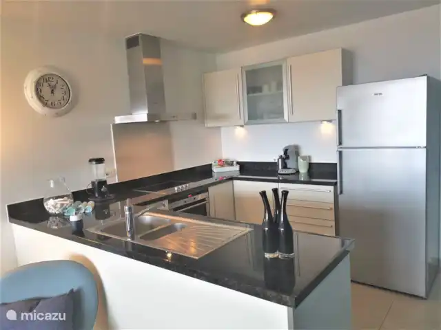 Blue Bay Zeezicht Appartement huren in Curaçao, Curacao-Midden, Blue Bay - appartement open keuken