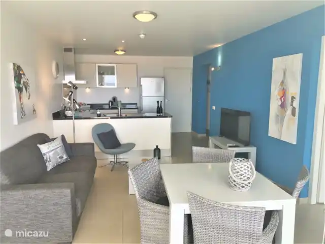 Blue Bay Zeezicht Appartement huren in Curaçao, Curacao-Midden, Blue Bay - appartement woonkamer