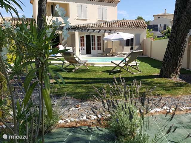 Holiday home in France, Bouches-du-Rhône, Mallemort - holiday house Villa Cigale