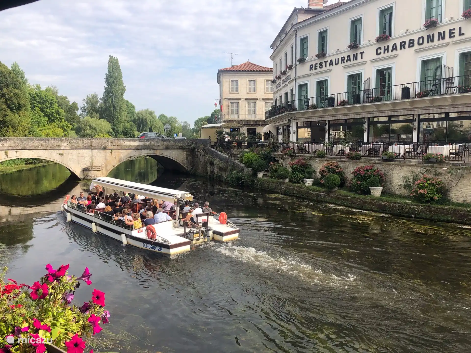Profitez de flâner au bord de l'eau...