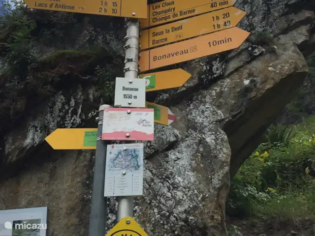 Le Charme - 250 metros de las pistas en Suiza, Valais, Morgins - apartamento más de 800 km de rutas de senderismo