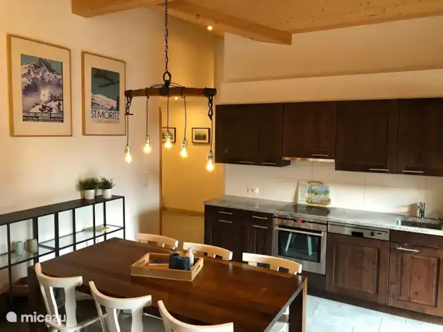 Le Charme - 250 metros de las pistas en Suiza, Valais, Morgins - apartamento sala de estar