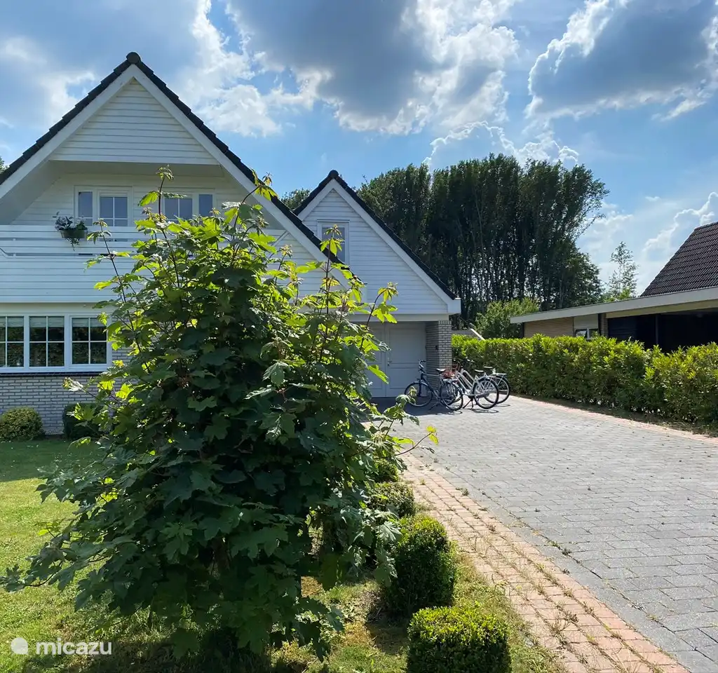 The Dutch Green View Villa