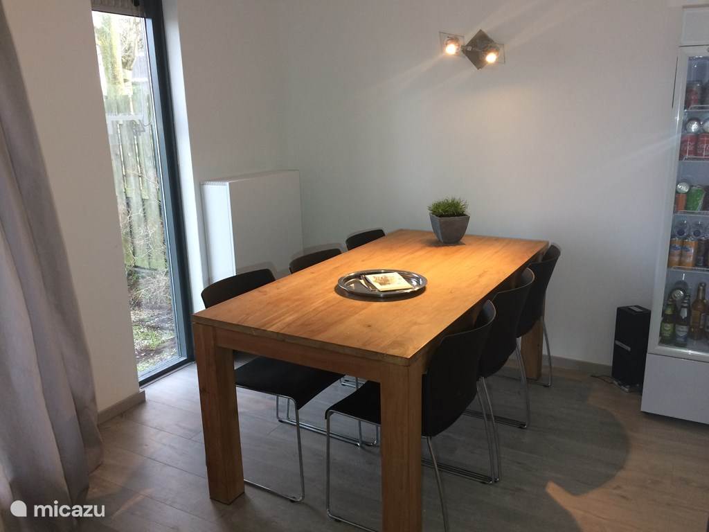 B&B Haarlem49 Kamer Geel In Haarlem, Noord-Holland Huren? | Micazu