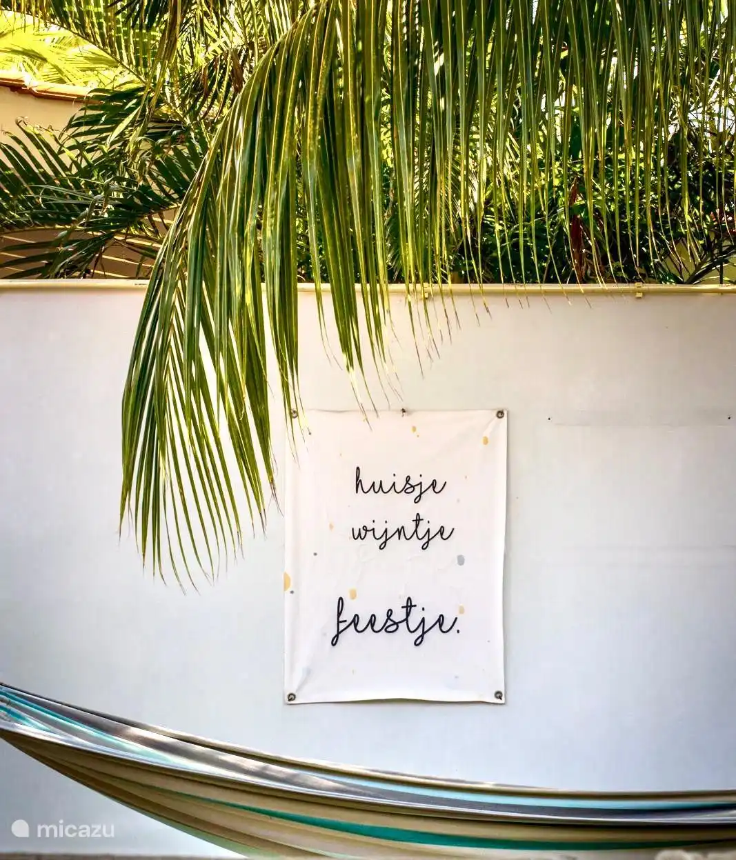 Se prélasser dans le hamac