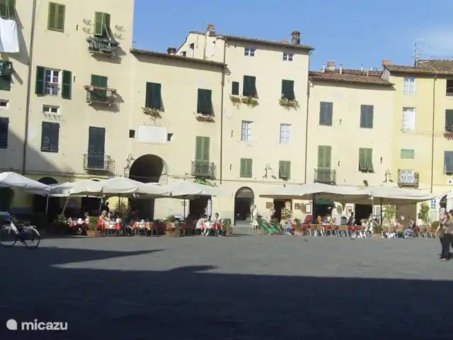 Casa móvil, junto al mar en la Toscana en Italia, Toscana, Viareggio - casa vacacional Lucca está a unos 35 kilómetros del camping.