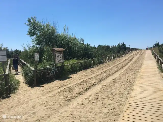 Casa móvil, junto al mar en la Toscana en Italia, Toscana, Viareggio - casa vacacional calle al mar