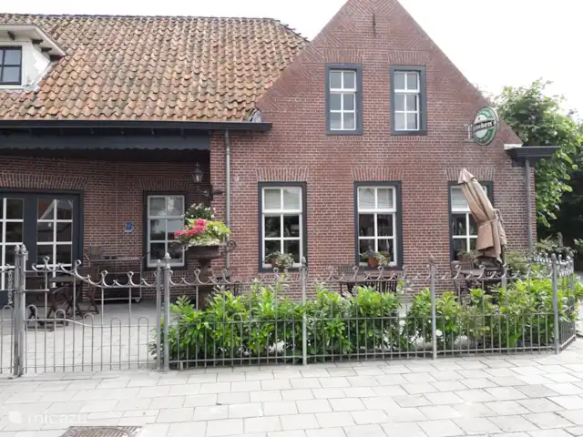 Maison de vacances le Koetshuis | Pays-Bas, Groningue, Visvliet - chambres d'hôtes Façade de la maison de vacances