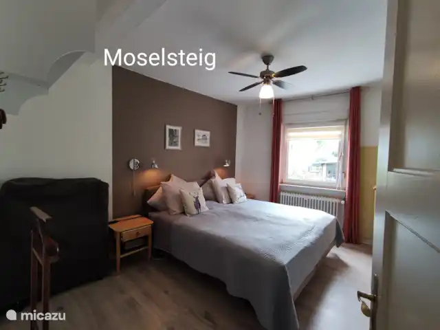 Wandelen, Duitsland, Moezel, Enkirch, appartement Moselglück - appartement Moselsteig Slaapkamer