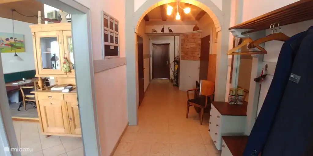 Entrada, sala de reuniones