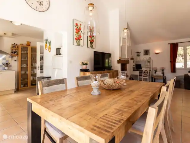 Villa Vivre | France, Ardèche, Vallon-Pont-d'Arc - villa La salle à manger