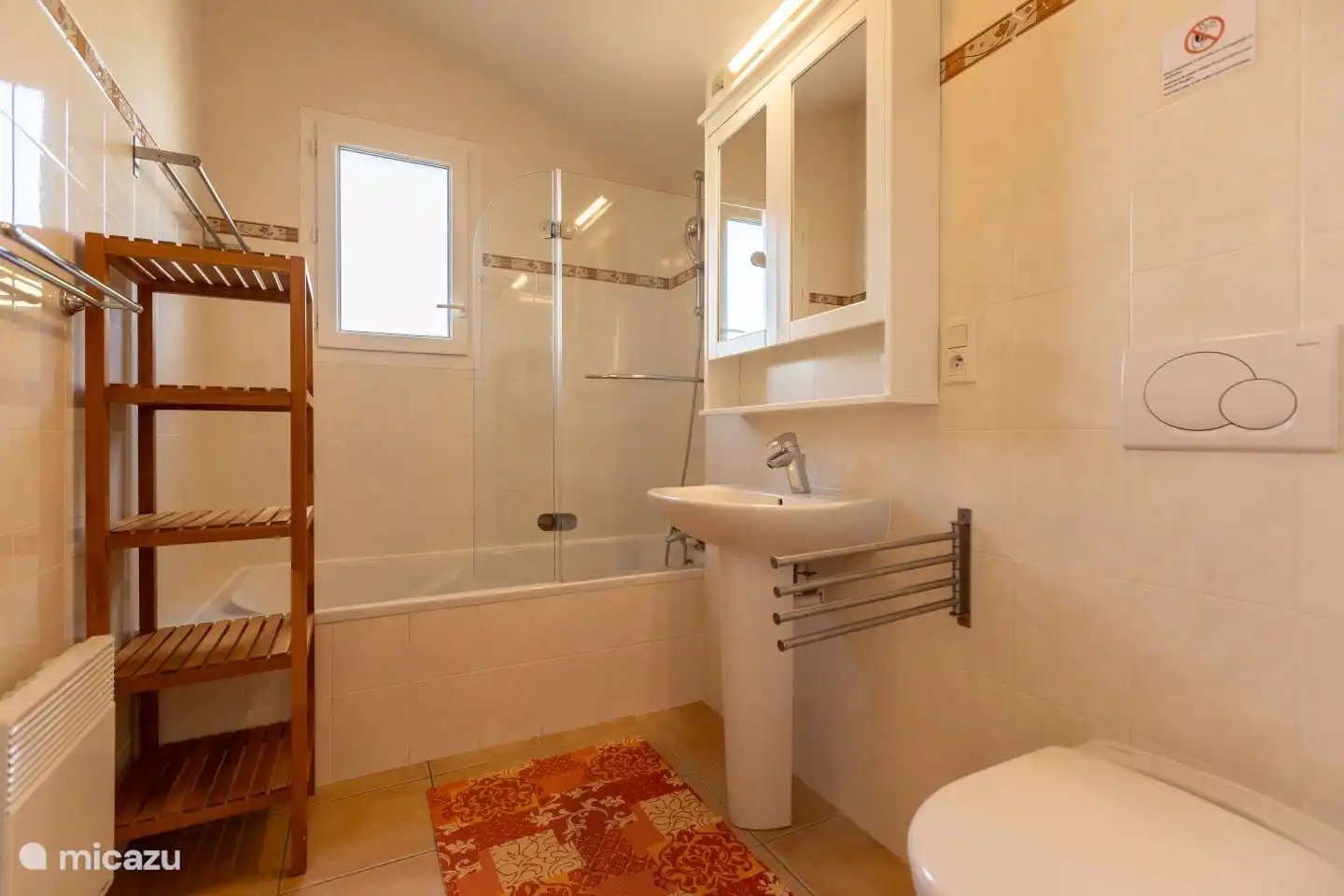 Salle de bain à l'étage