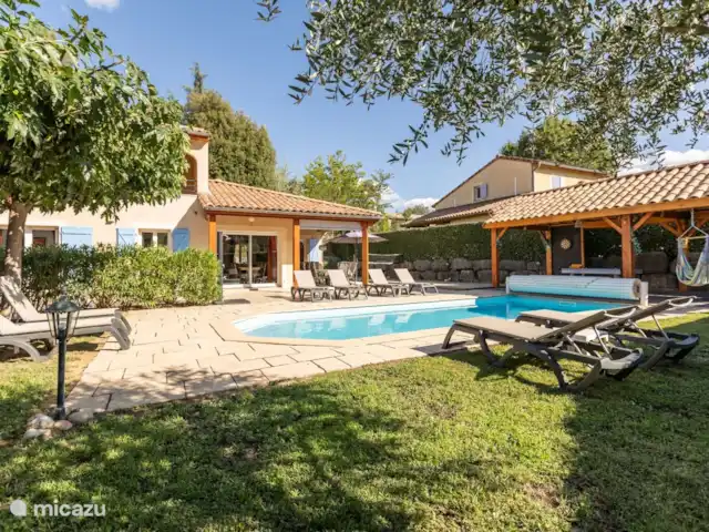 Villa Vivre | France, Ardèche, Vallon-Pont-d'Arc - villa Un joli jardin