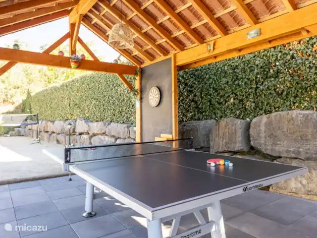 Villa Vivre | France, Ardèche, Vallon-Pont-d'Arc - villa Ou préférez-vous jouer aux fléchettes ?