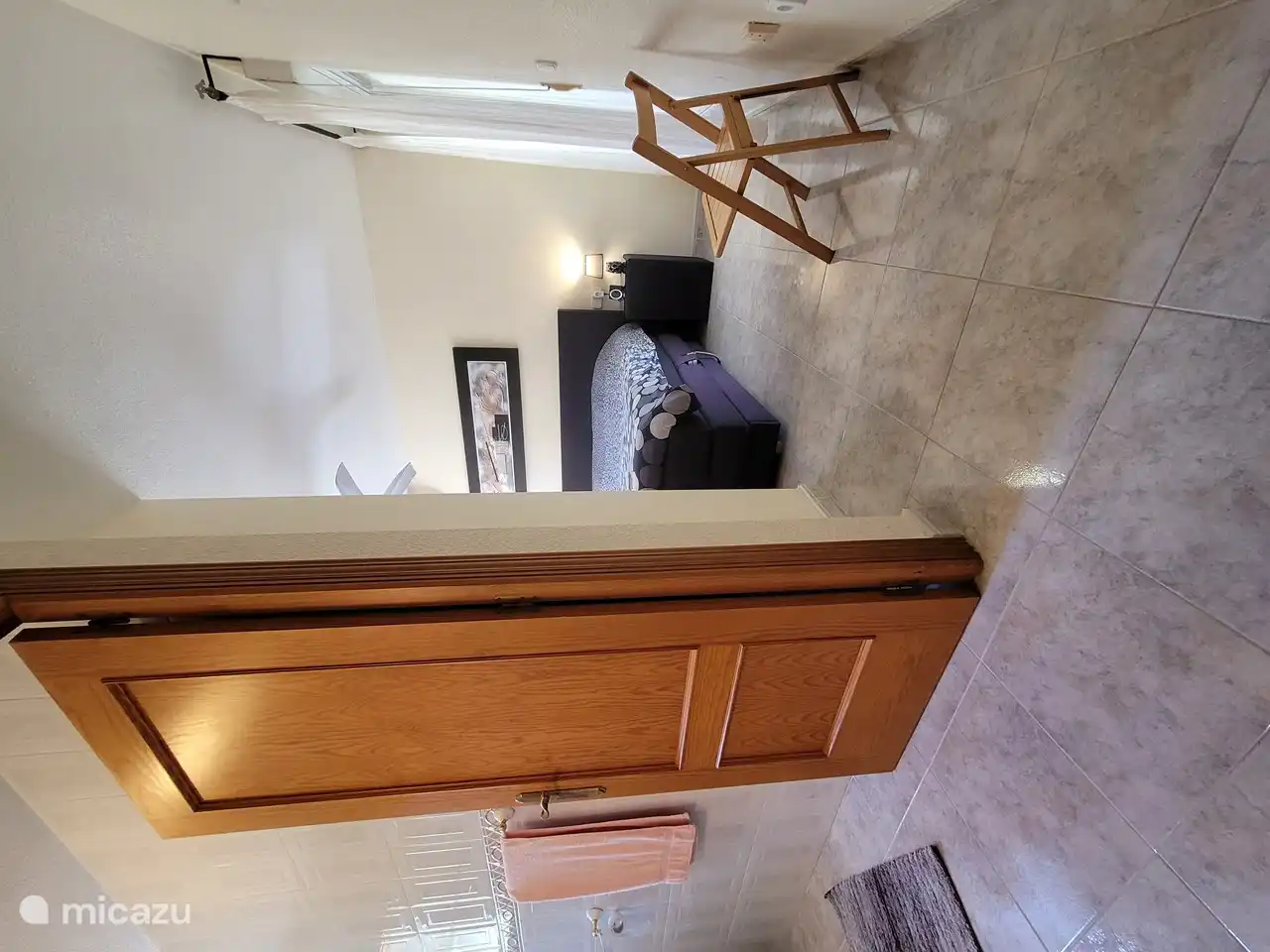 Dormitorio 1 con gran armario, baño en suite