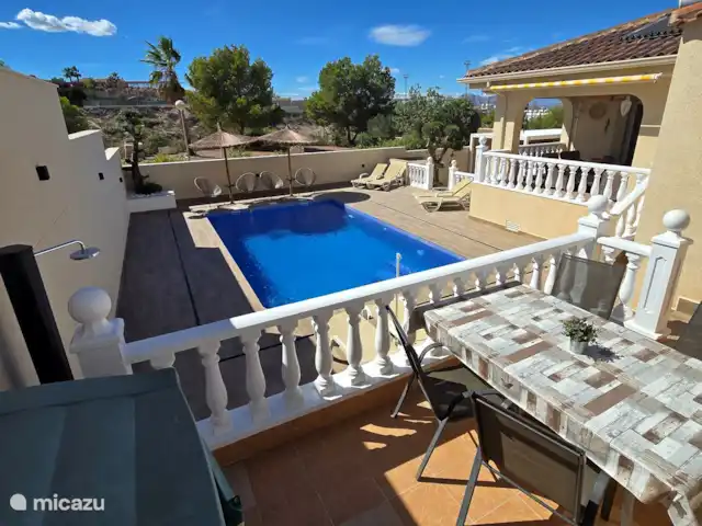 Villa Mi casa - Benijófar huren in Spanje, Costa Blanca, Benijófar - vakantiehuis Extra zithoek met uitzicht op het zwembad.