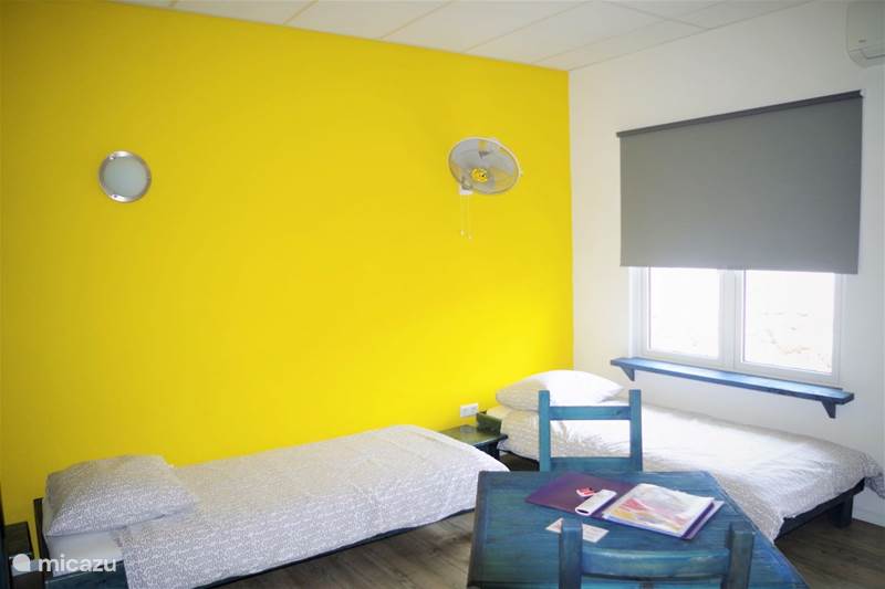 Vacation rental Curaçao, Curacao-Middle, Willemstad Studio Studio S queen bed / 2 single beds