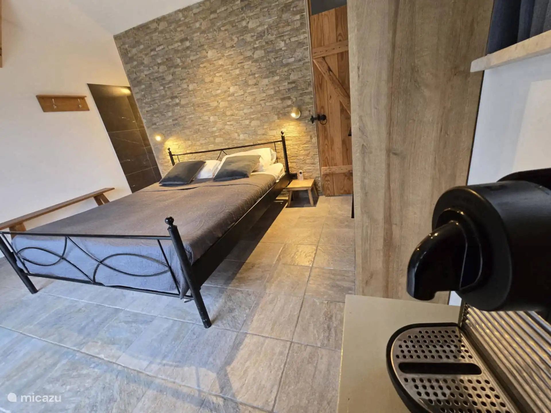 Slaapkamer met koffiehoek