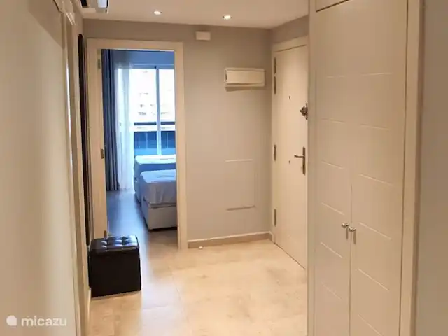 Edificio Sidney La Cala de Finestrat en España, Costa Blanca, Benidorm - apartamento Hall de entrada
