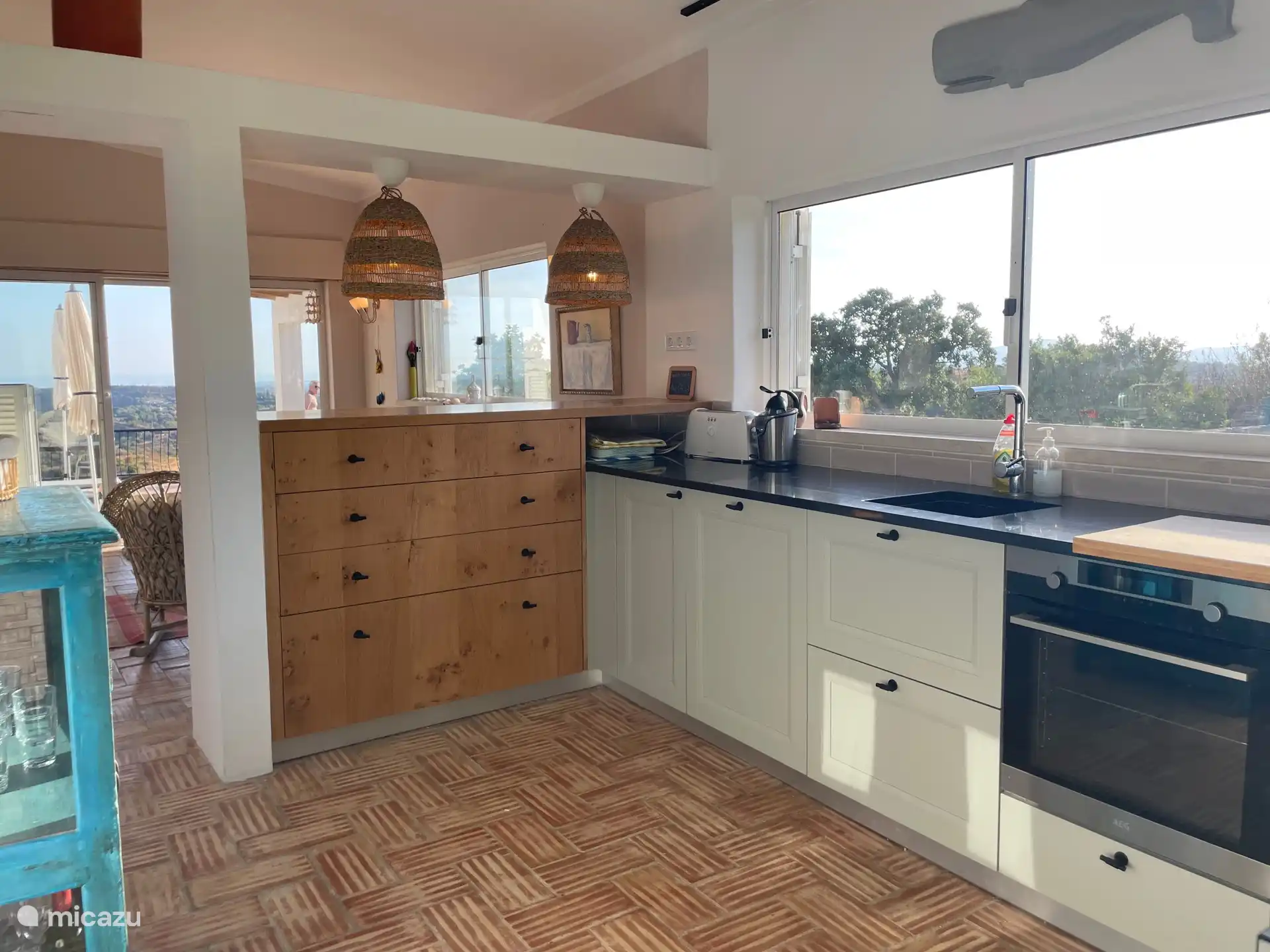 Die gemütliche Küche ist neu 