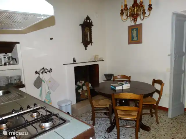 Oléandro | Italie, Marche, Arcevia - appartement Cuisine-salle à manger