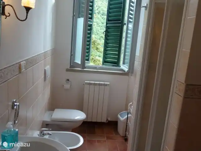 Oléandro | Italie, Marche, Arcevia - appartement Salle de bains