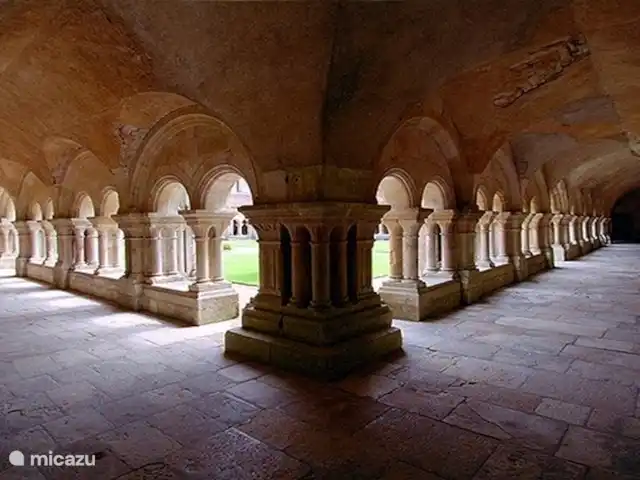 Maison de la rivière | France, Yonne, Saint-Père-sous-Vézelay - maison de vacances Ensemble monastique médiéval de Fontenay