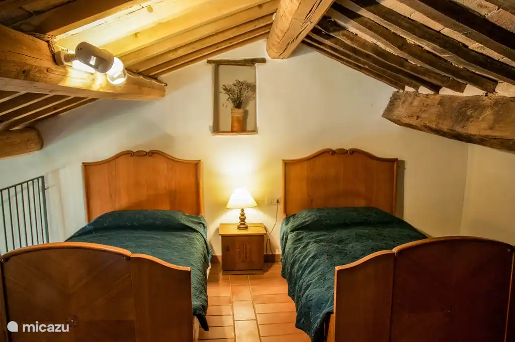 Papavero en Italia, Marche, Arcevia - Apartamento