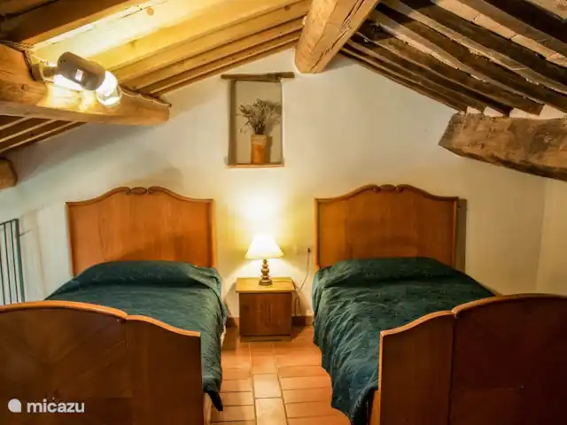 appartement huren in Italië, Marche, Arcevia – Papavero Vide met 2 enkele bedden