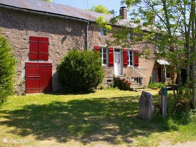 Holiday home in France, Nièvre, Ouroux-en-Morvan - farmhouse La Châtaigne