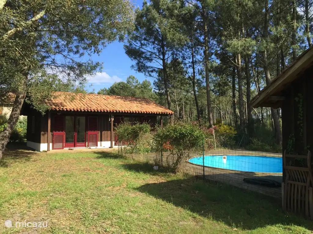 Maison des Amis en het zwembad