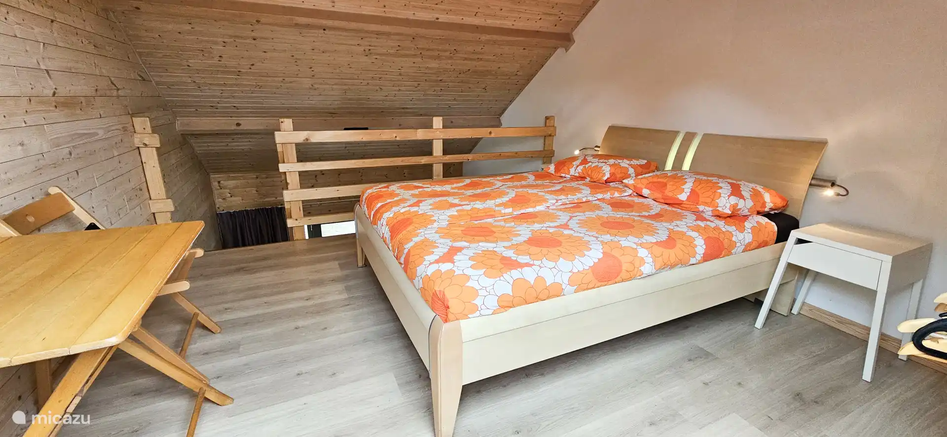 Schlafzimmer 6 im Zwischengeschoss 