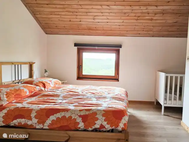 Ardennes Grande terrasse WIFI Vue | Belgique, Ardennes, Villers-Sainte-Gertrude - maison de vacances Chambre 2 avec lit bébé