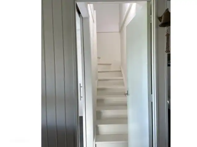 Pake's Hûs huren in Nederland, Friesland, Oudemirdum - vakantiehuis Nieuwe trap naar boven, februari 2023