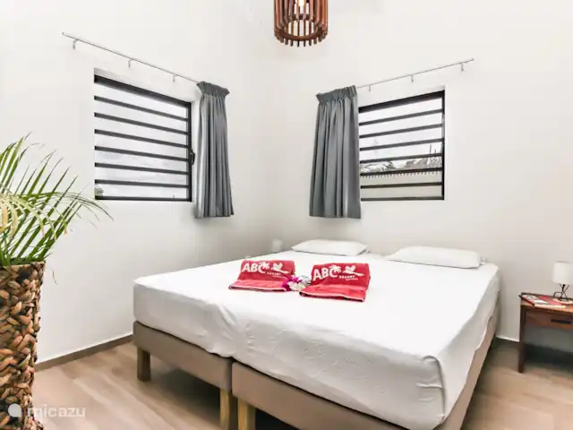 ABC Resort Curaçao A | Curaçao, Curaçao-Centre, Julianadorp - appartement Chambre 1 avec volets