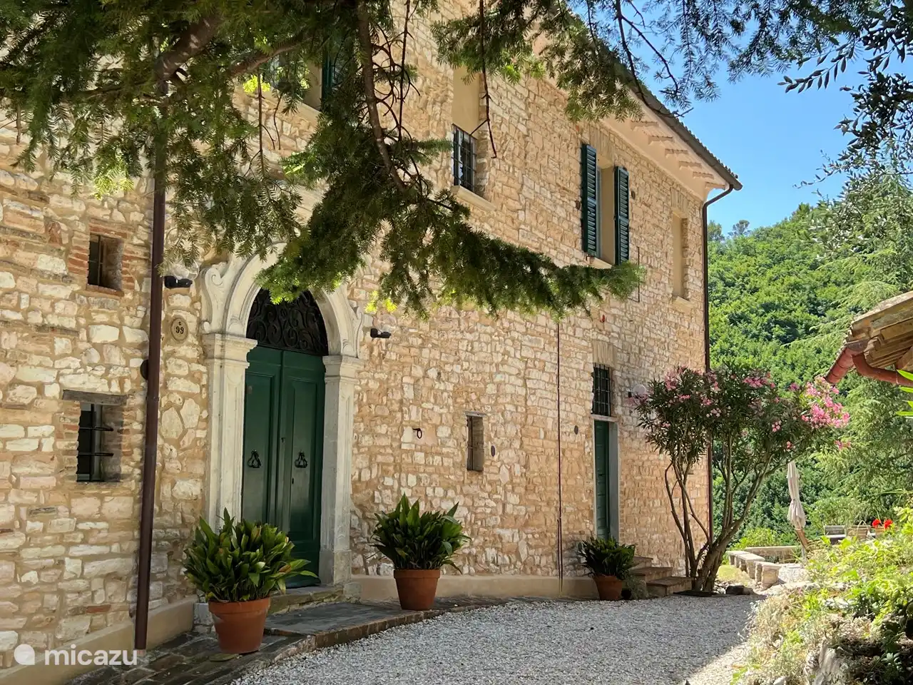 rosa en Italia, Marche, Arcevia - apartamento