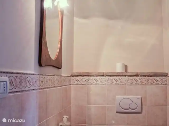 appartement huren in Italië, Marche, Arcevia – Rosa Separaat toilet
