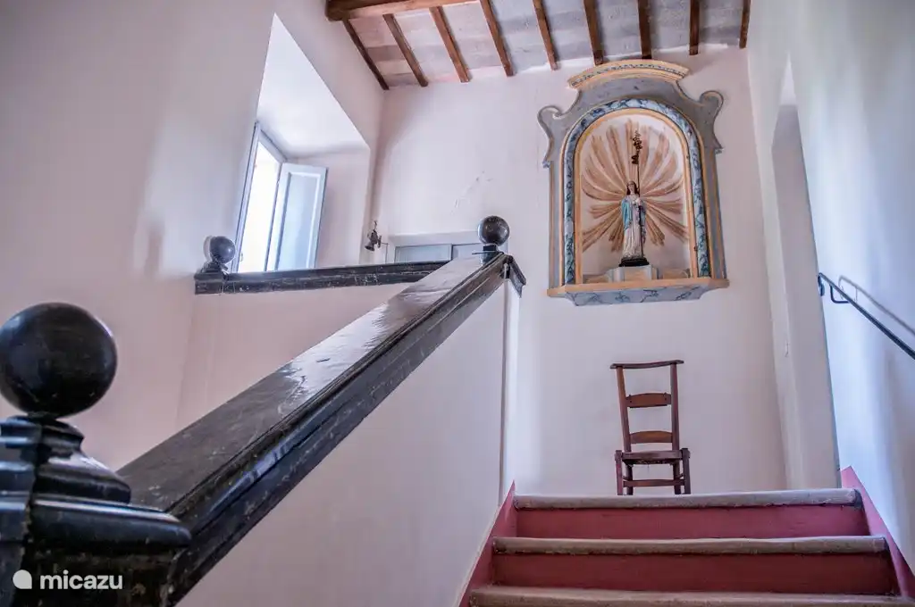 Escalera histórica Villa Belfiore