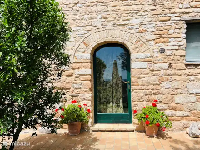 Fietsen, Italië, Marche, Arcevia, appartement Gelsomino Entree appartement