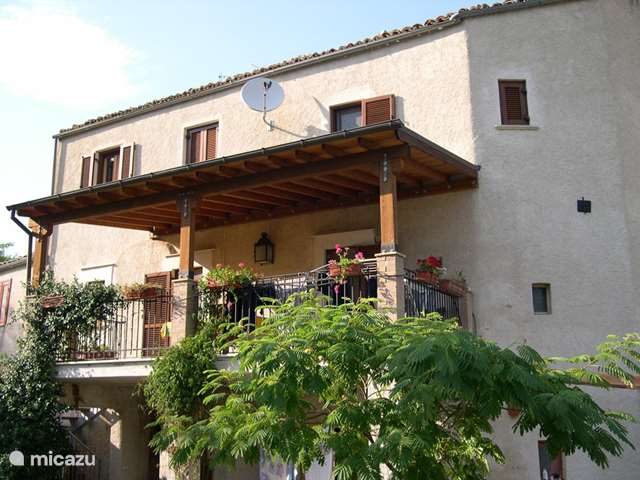 Casa vacacional Italia, Abruzos, Castiglione a Casauria - casa vacacional Hermosa casa antigua Abruzos