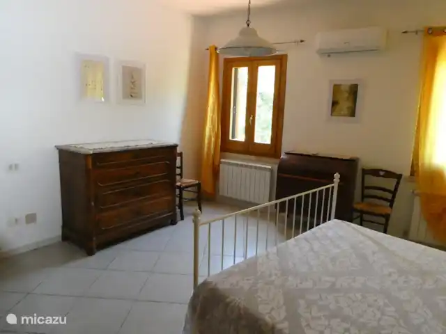 Prachtig oud huis Abruzzen huren in Italië, Abruzzen, Castiglione a Casauria - vakantiehuis Kamer 1