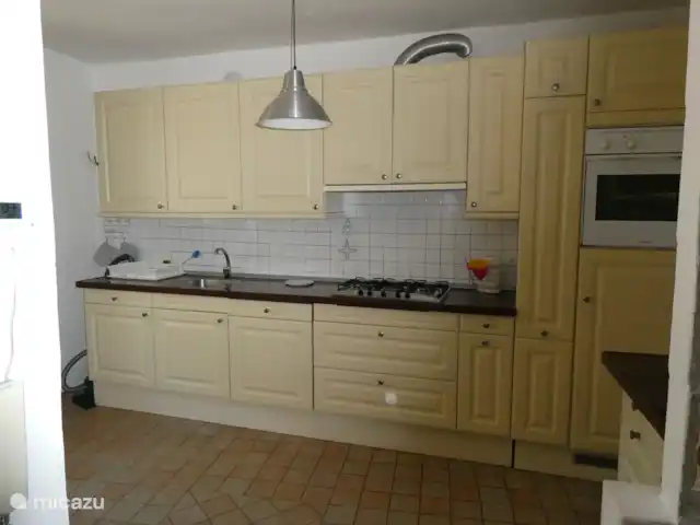 Prachtig oud huis Abruzzen huren in Italië, Abruzzen, Castiglione a Casauria - vakantiehuis Keuken
