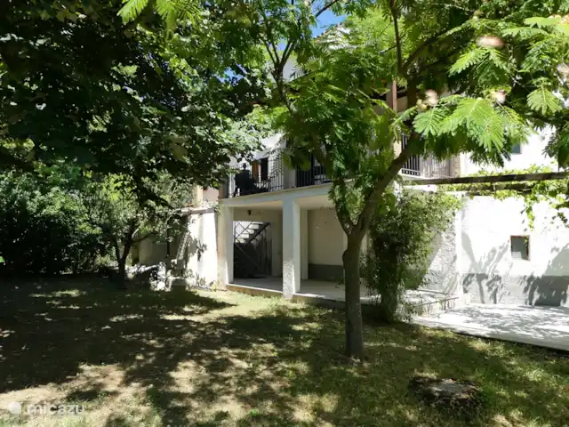 Prachtig oud huis Abruzzen huren in Italië, Abruzzen, Castiglione a Casauria - vakantiehuis Tuin