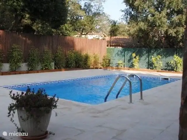 bungaló en España, Costa Brava, Pals – masa tomasi La nueva terraza