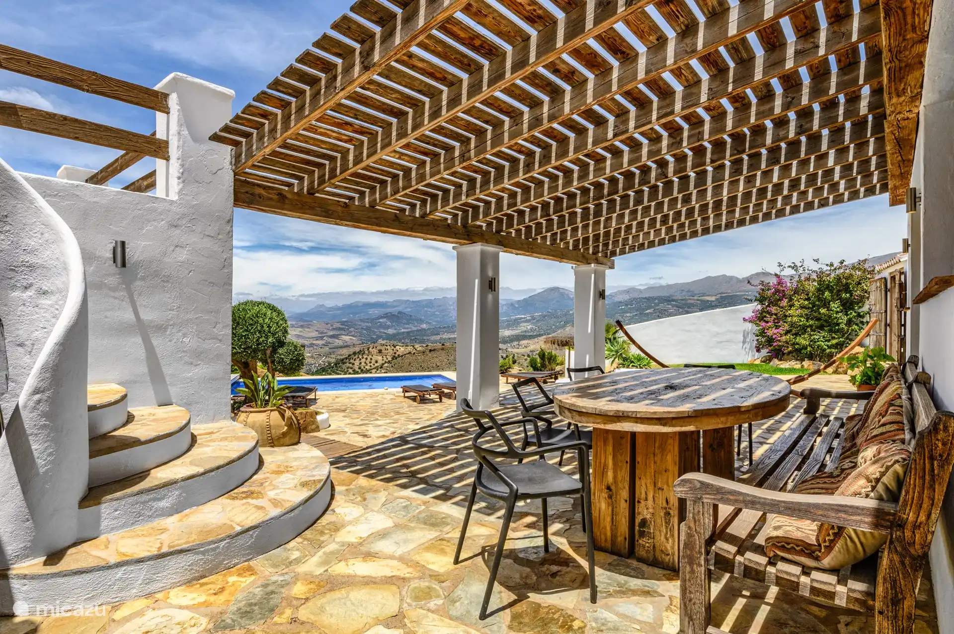 Blick aus der Außenküche