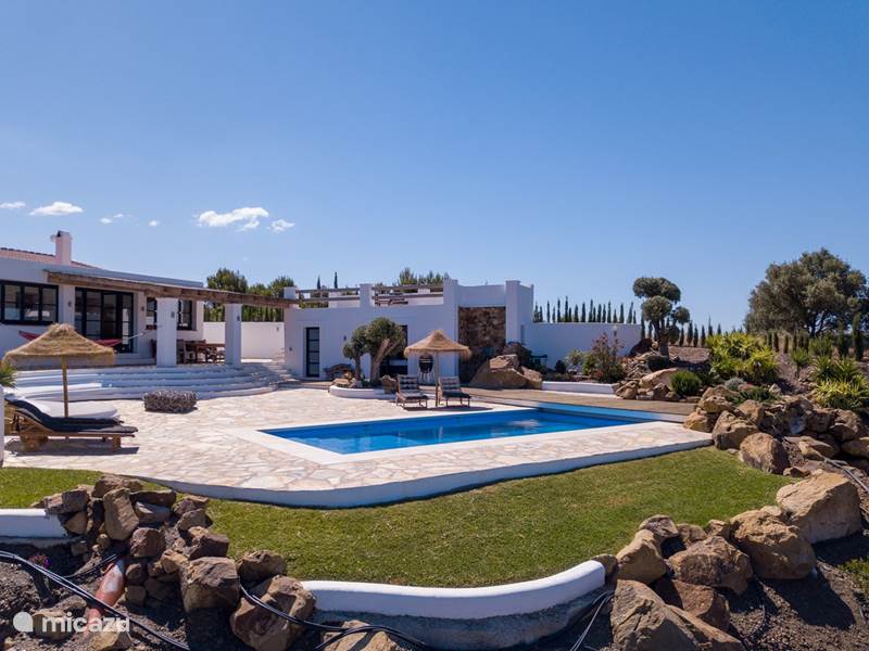 Holiday home in Spain, Andalusia, Canillas de Aceituno Villa Casa de Pilares