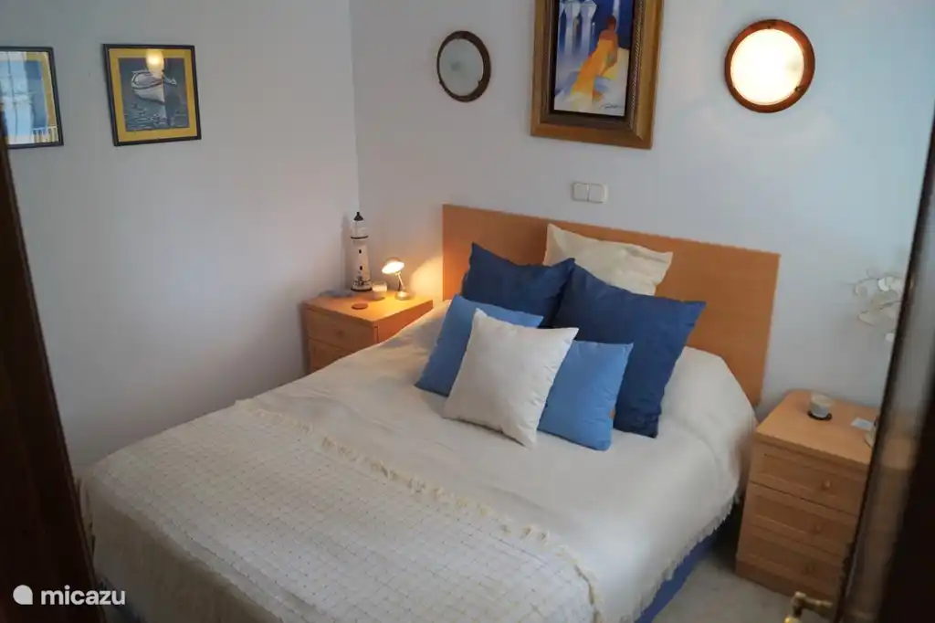 Bedroom 3 with double bed